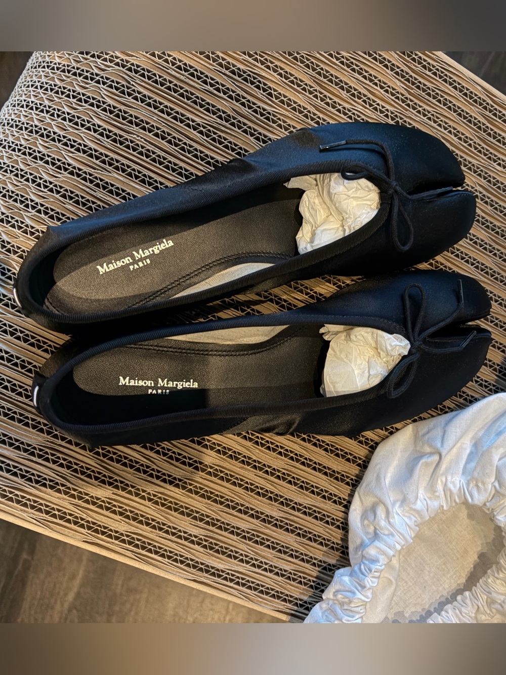 Maison Martin Margiela Black Split-Toe Satin Flats